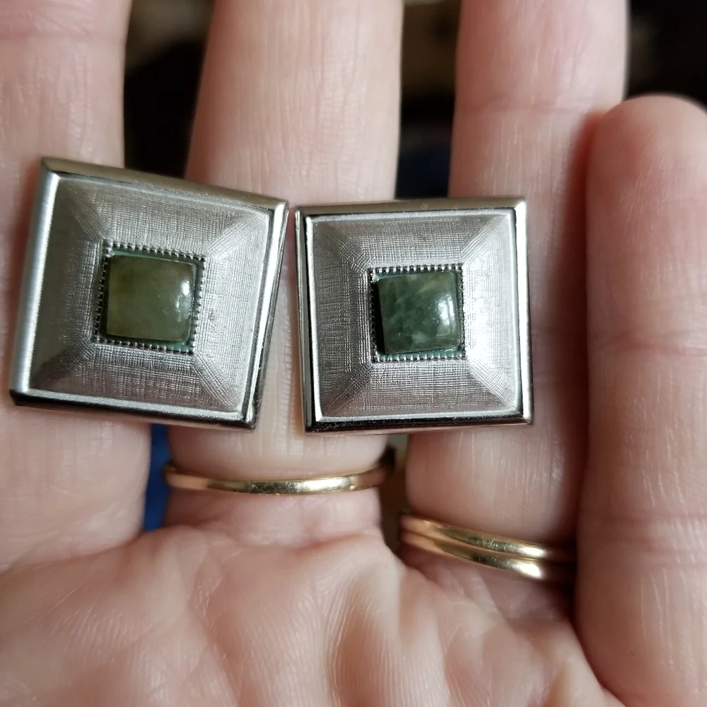 Vintage Swank cuff links silver tone square green stone cufflinks textured men
